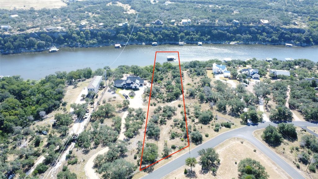 1427 Likeness RD, Spicewood, TX 78669