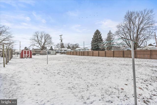 822 FIRESIDE RD, York, PA 17404