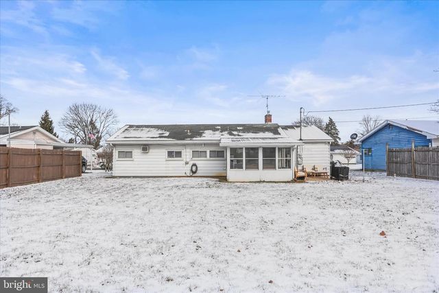 822 FIRESIDE RD, York, PA 17404