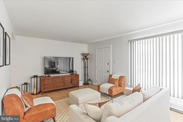 822 FIRESIDE RD, York, PA 17404