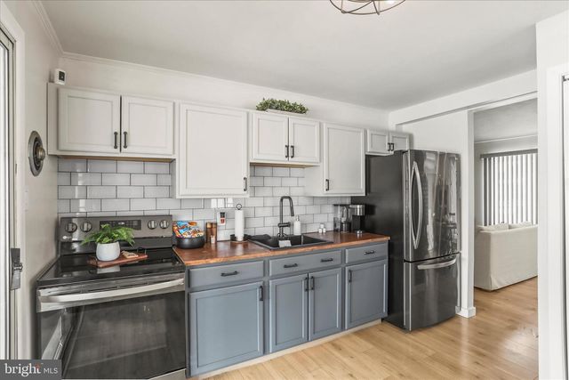 822 FIRESIDE RD, York, PA 17404