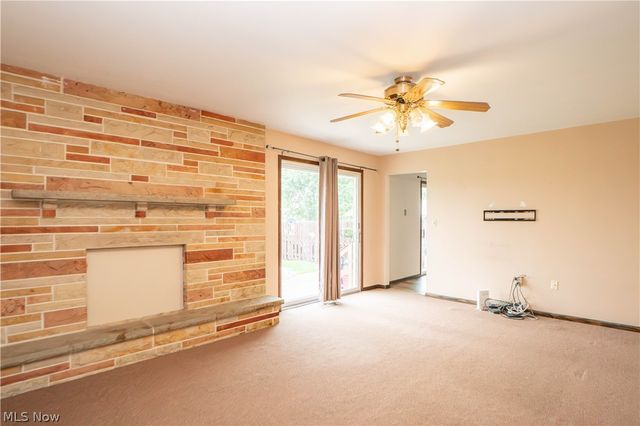 326 Airport Road NW, Warren, OH 44481