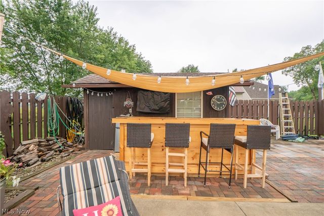 326 Airport Road NW, Warren, OH 44481