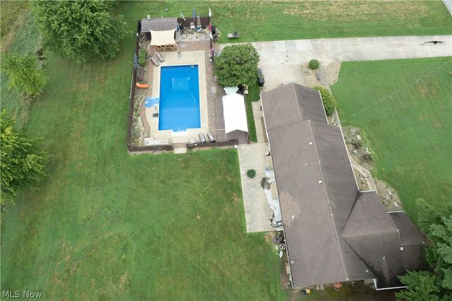 326 Airport Road NW, Warren, OH 44481