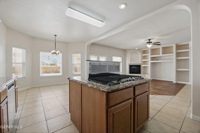 6212 FRANKLIN HAWK Avenue, El Paso, TX 79912