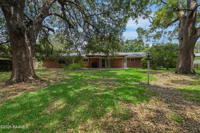 222 Louise Drive, Lafayette, LA 70506