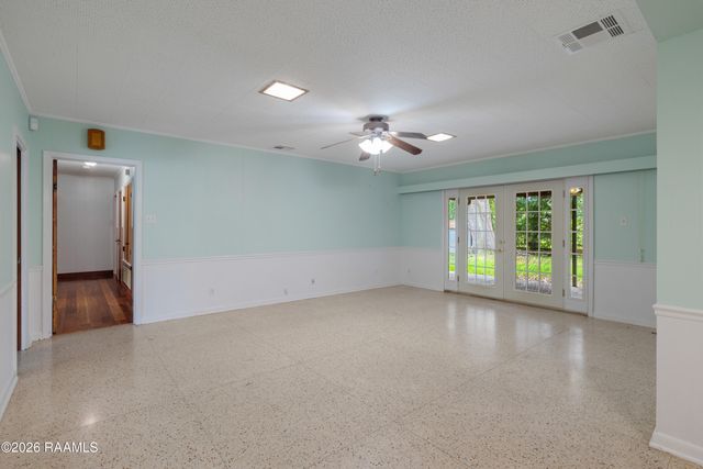 222 Louise Drive, Lafayette, LA 70506