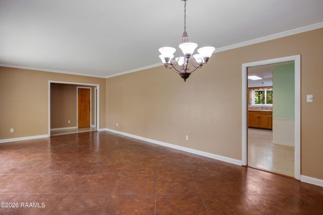 222 Louise Drive, Lafayette, LA 70506