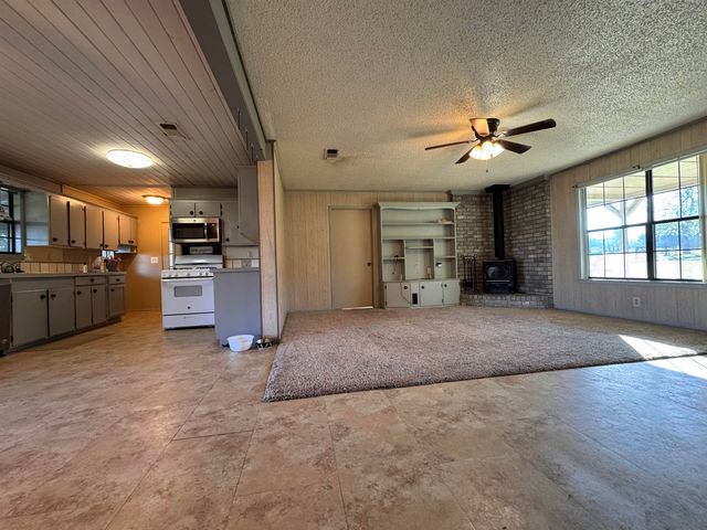 4537 PR 2301, Gilmer, TX 75644