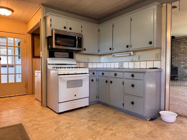 4537 PR 2301, Gilmer, TX 75644