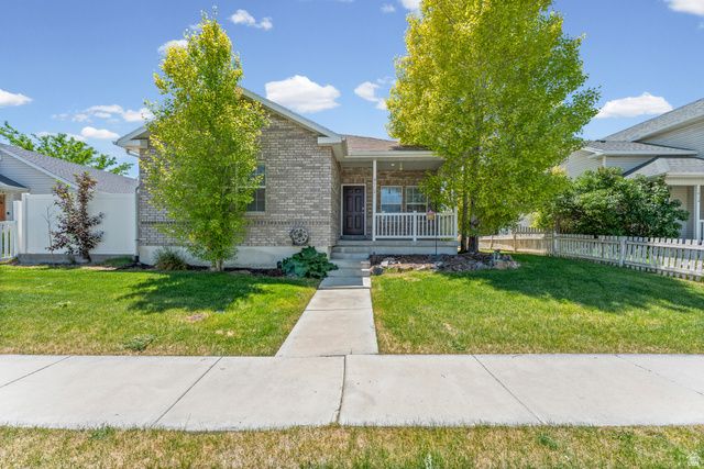 1820 E CEDAR ST, Eagle Mountain, UT 84005