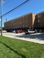 1106 N Harlem Avenue 2, River Forest, IL 60305