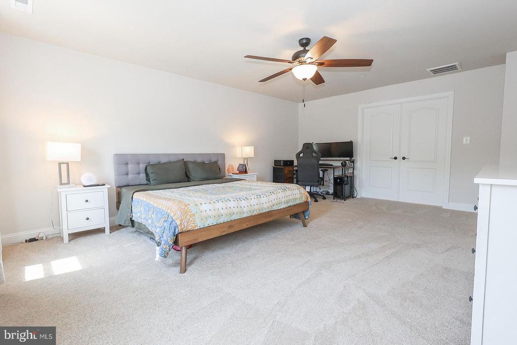 Image 15 of property listing at 43356 QUAIL ST, Hollywood, MD 20636