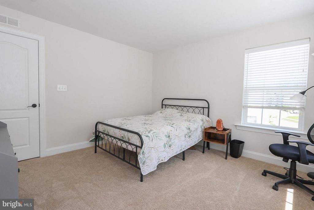 Image 20 of property listing at 43356 QUAIL ST, Hollywood, MD 20636