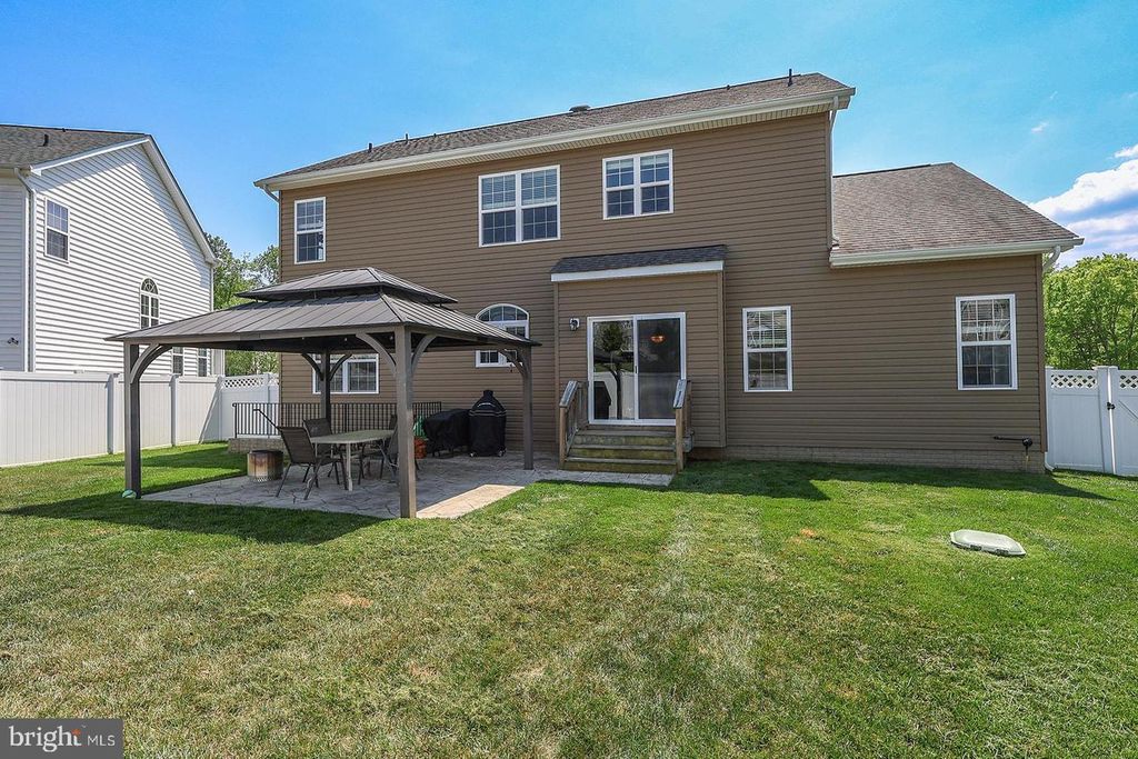 Image 33 of property listing at 43356 QUAIL ST, Hollywood, MD 20636