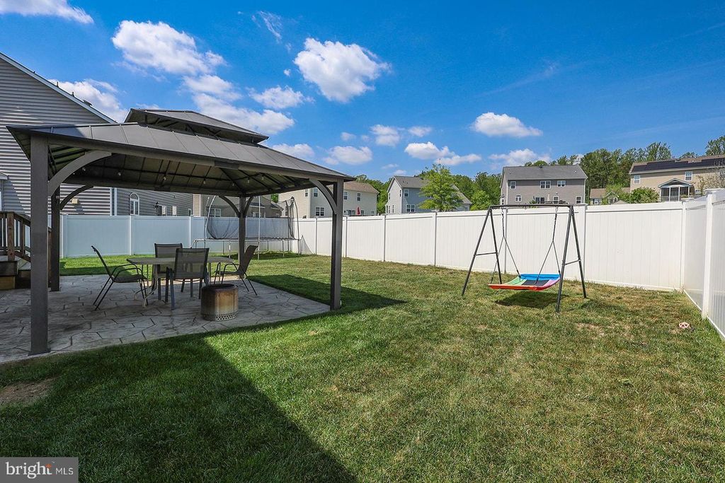 Image 35 of property listing at 43356 QUAIL ST, Hollywood, MD 20636
