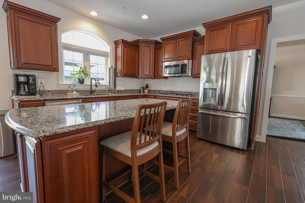Image 5 of property listing at 43356 QUAIL ST, Hollywood, MD 20636