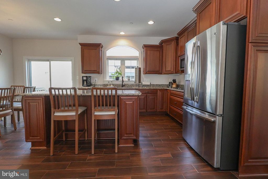 Image 6 of property listing at 43356 QUAIL ST, Hollywood, MD 20636