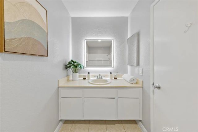 450 Golden Springs Drive D, Diamond Bar, CA 91765