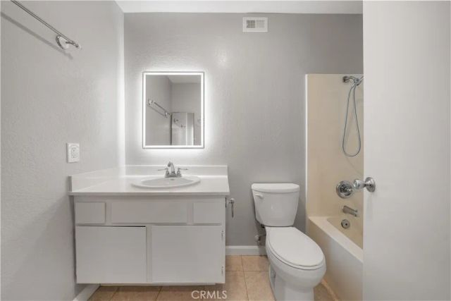 450 Golden Springs Drive D, Diamond Bar, CA 91765