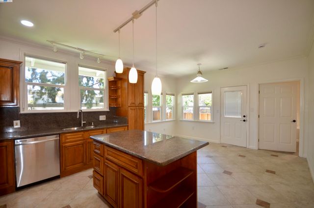 4544 Thornton Ave, Fremont, CA 94536