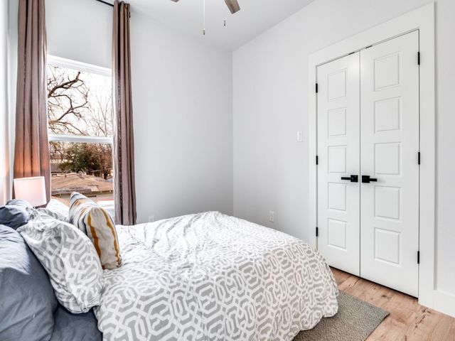 1960 Toronto Street, Dallas, TX 75212