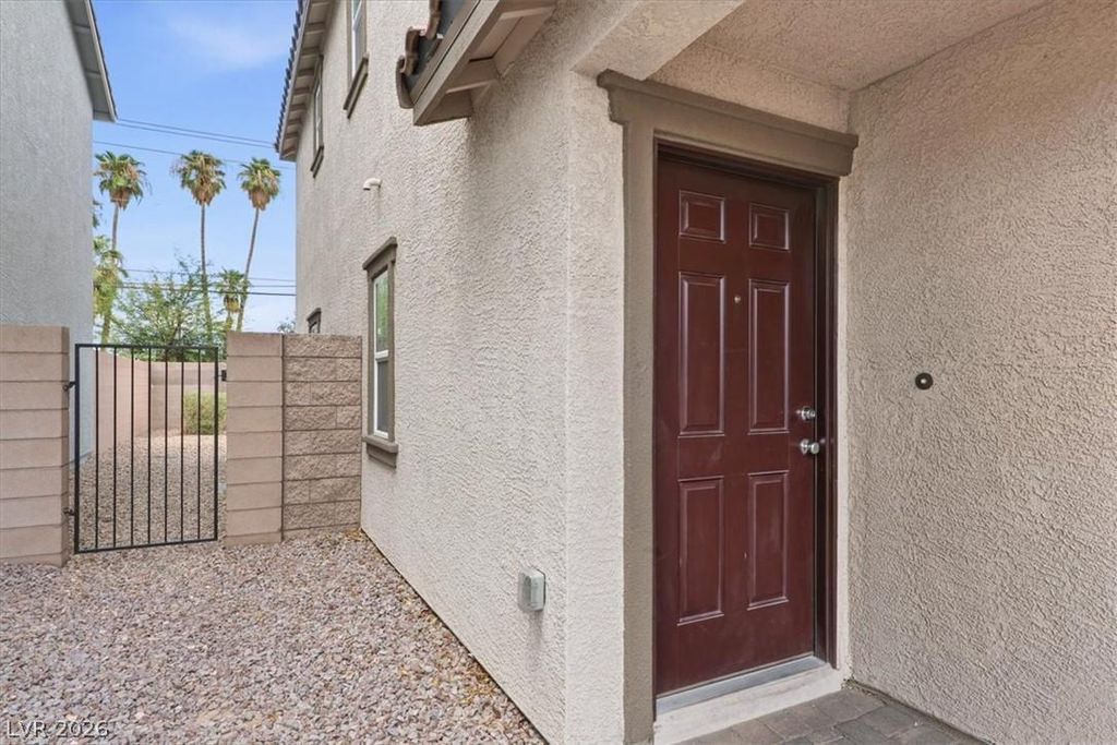 4056 Campeche Avenue, Las Vegas, NV 89121 — photo 2