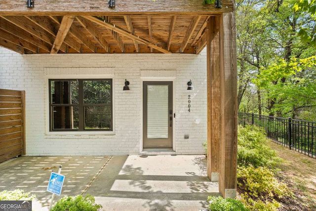2004 Oak Lane NW, Atlanta, GA 30318