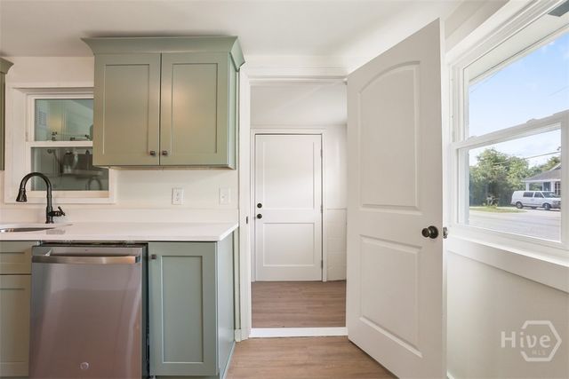 602 Staley Avenue, Savannah, GA 31405
