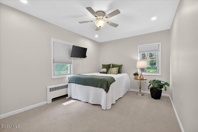 11 Norwood Avenue, Albany, NY 12208