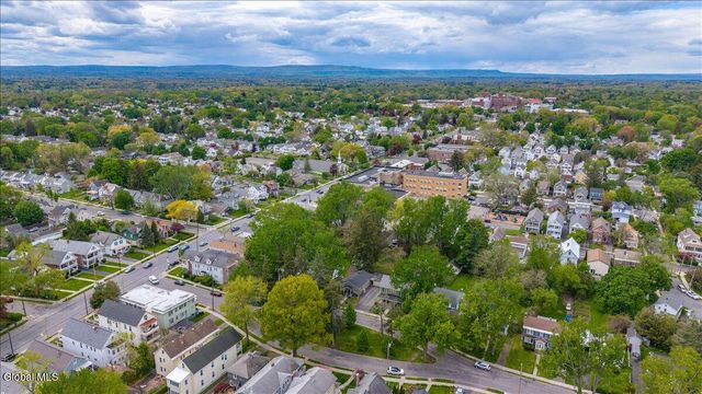 11 Norwood Avenue, Albany, NY 12208