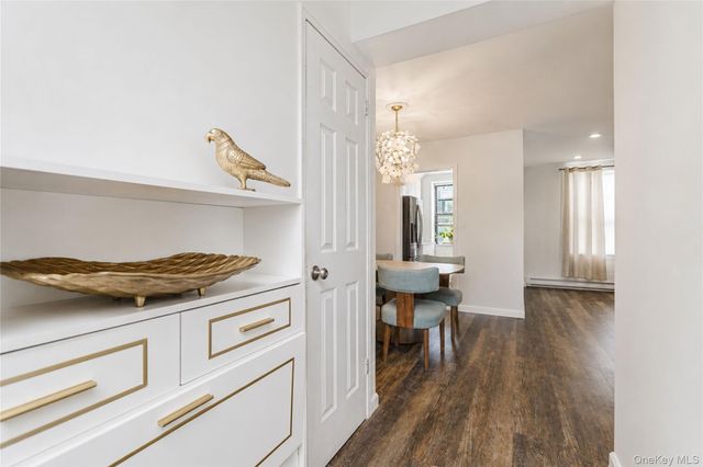 1160 Richmond Road 2F, Staten Island, NY 10304