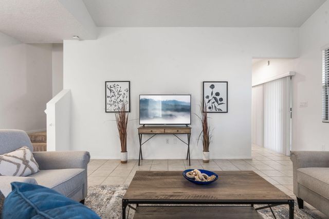 2539 Stryker Road SE, Albuquerque, NM 87106