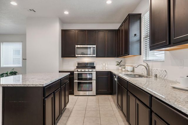 2539 Stryker Road SE, Albuquerque, NM 87106