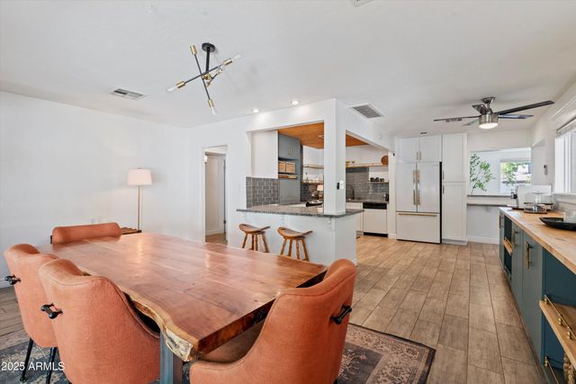 3324 N 25TH Street, Phoenix, AZ 85016