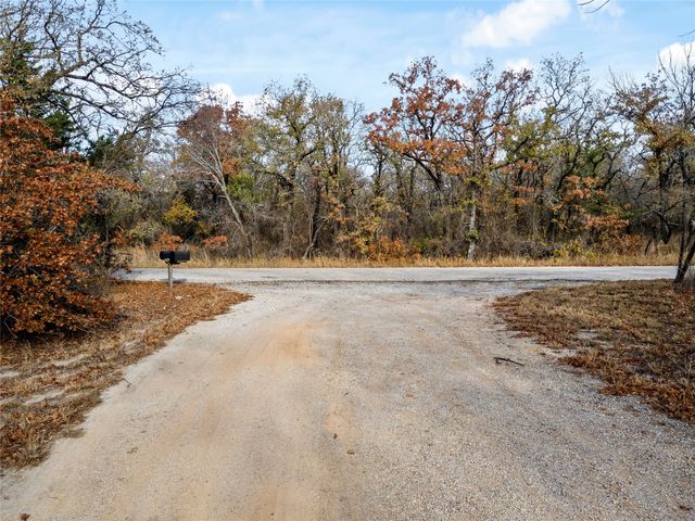 289 County Road 1661, Chico, TX 76431