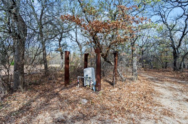 289 County Road 1661, Chico, TX 76431
