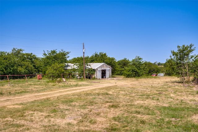 243 Rock Court, Decatur, TX 76234