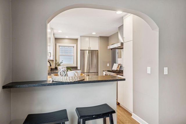 15 Upton Avenue S, Minneapolis, MN 55405