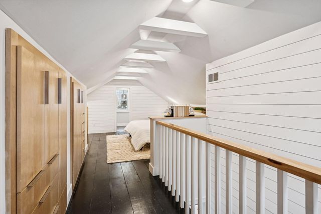 15 Upton Avenue S, Minneapolis, MN 55405