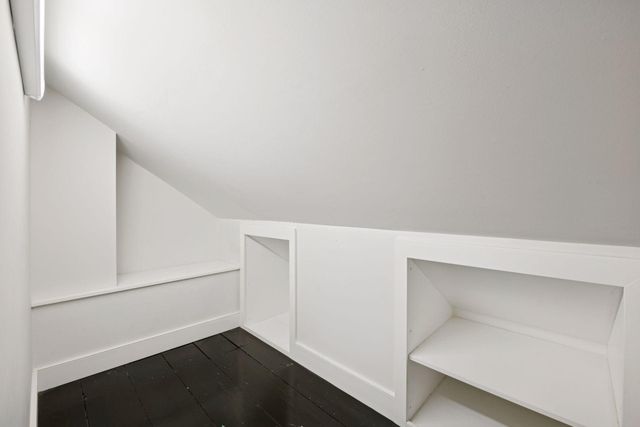 15 Upton Avenue S, Minneapolis, MN 55405