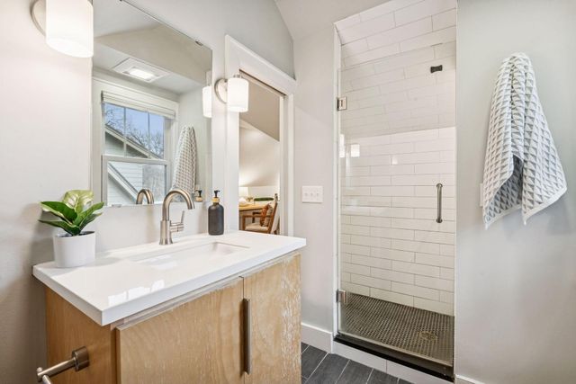 15 Upton Avenue S, Minneapolis, MN 55405