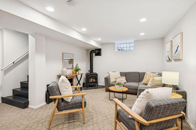 15 Upton Avenue S, Minneapolis, MN 55405