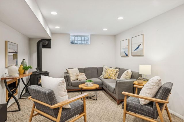 15 Upton Avenue S, Minneapolis, MN 55405