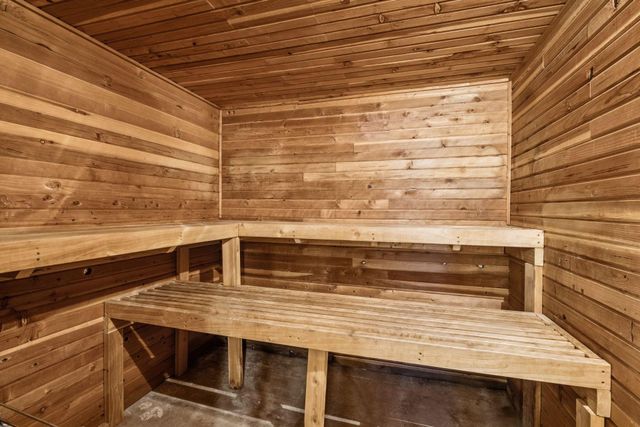 15 Upton Avenue S, Minneapolis, MN 55405