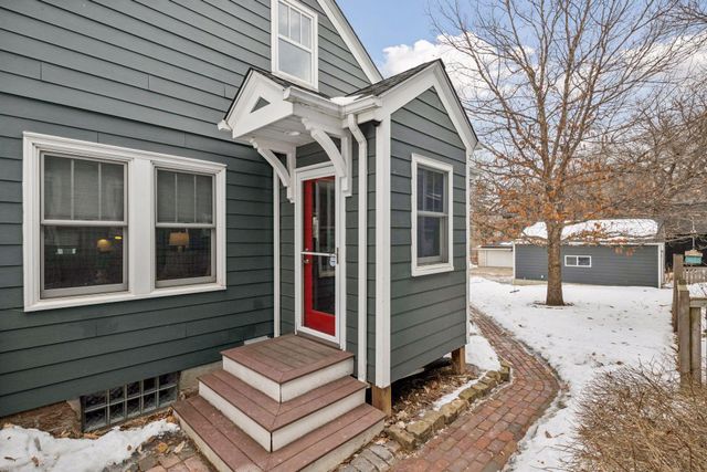 15 Upton Avenue S, Minneapolis, MN 55405