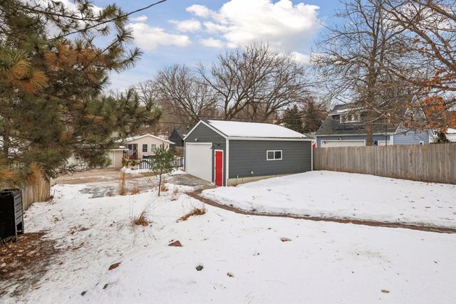 15 Upton Avenue S, Minneapolis, MN 55405