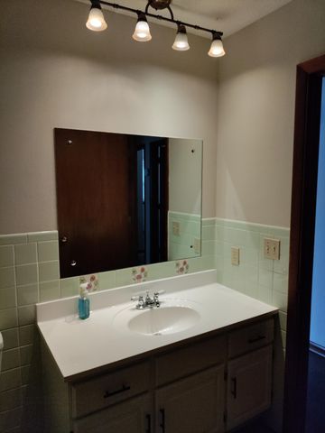 800 KROHN ST, Boonville, MO 65233