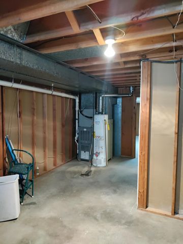 800 KROHN ST, Boonville, MO 65233