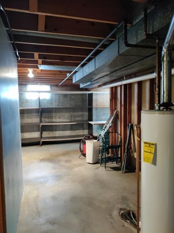 800 KROHN ST, Boonville, MO 65233